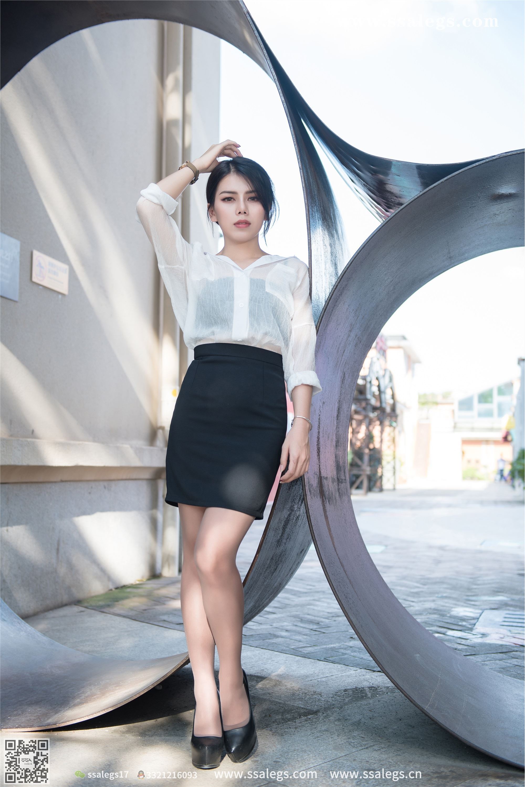 SSA丝社 NO.021 混血美女芷沫浪漫咖啡色丝袜街拍